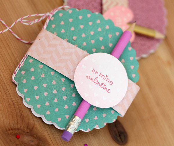 Heart MIni Notebook Favor with Fiskars Fuse | Damask Love Blog