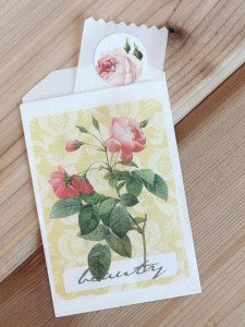 Monograms Made Easy: Modern Romance Tags & Packaging | Damask Love Blog