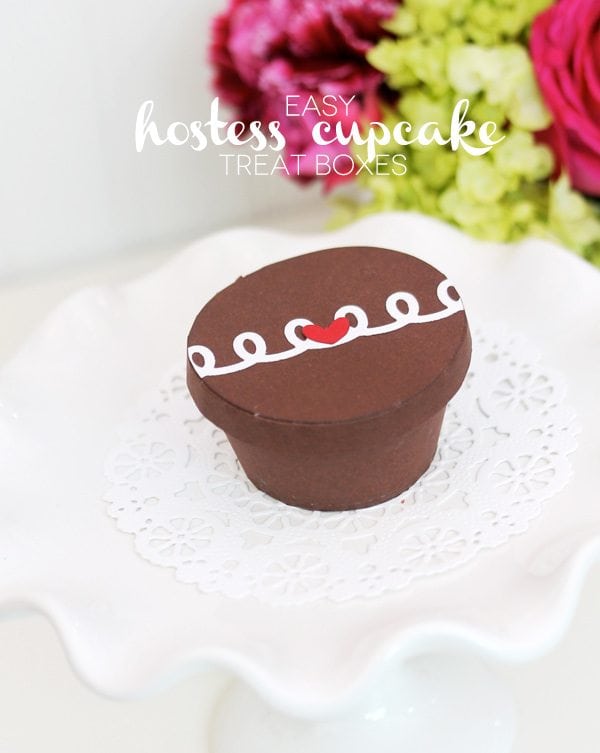 Hostess Cupcake Treat Boxes | Damask Love Blog