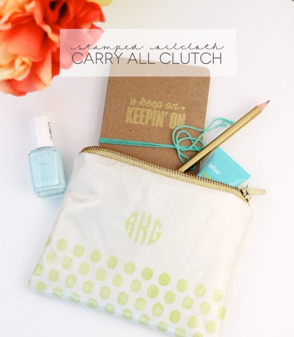 DIY Stamped Oilcloth Carry All Clutch | Damask Love