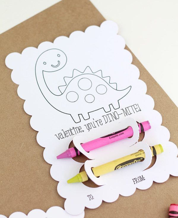 Coloring Card Valentines with Cricut Explore | Damask Love