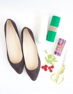 Diy Christmas Holly Berry Shoes