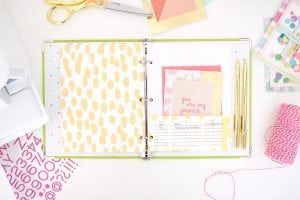 Keep your stationery organized and ready to use with this DIY stationery organizer binder