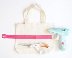 Create a DIY No Sew Clutch with a mini canvas tote bag and just a few adjustment