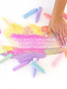 remember when you made colored sand as a kid? well, I'm giving it an adult makeover with these @methodhome and their #fearnomess campaign to make DIY Colored Sand Air Plants