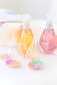 remember when you made colored sand as a kid? well, I'm giving it an adult makeover with these @methodhome and their #fearnomess campaign to make DIY Colored Sand Air Plants
