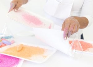 remember when you made colored sand as a kid? well, I'm giving it an adult makeover with these @methodhome and their #fearnomess campaign to make DIY Colored Sand Air Plants