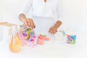 remember when you made colored sand as a kid? well, I'm giving it an adult makeover with these @methodhome and their #fearnomess campaign to make DIY Colored Sand Air Plants