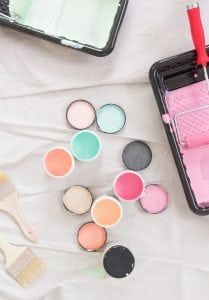 Paint your own mural or paint your own photo backdrops. Either way these Paint Tips for Bloggers will get you excited to up your photography game.