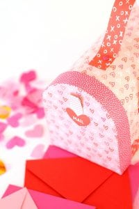 Printable Valentine's Day Mailbox | damask love