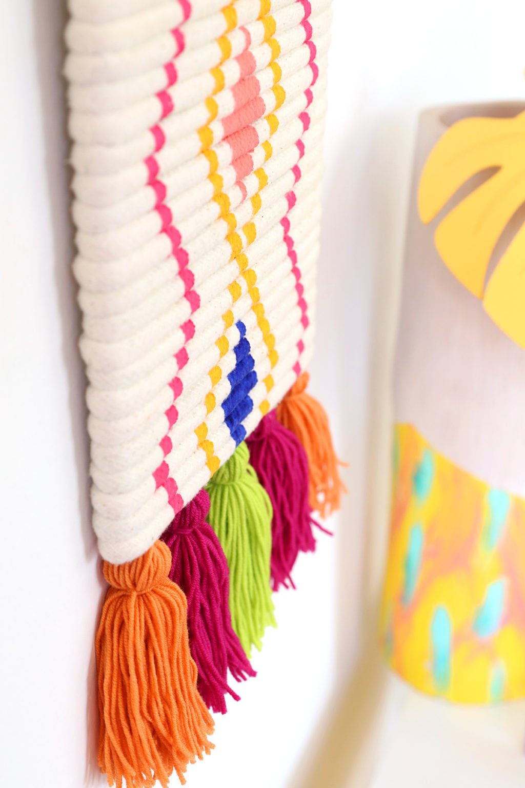 DIY Painted Rope Wall Decor | damask love