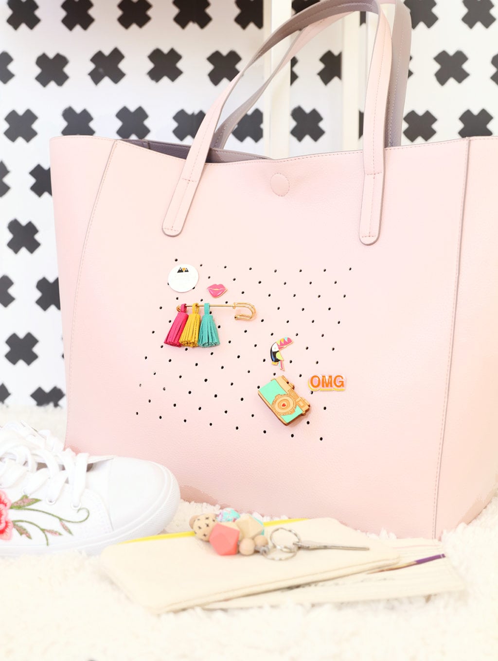 DIY Perforated Leather Flair Tote | damask love