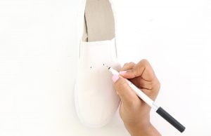 DIY Tassel Sneakers | damask love