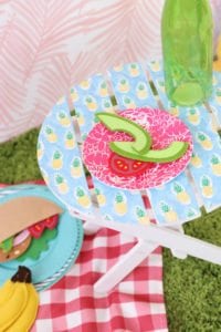 IKEA Hack Mini Picnic Table | damask love