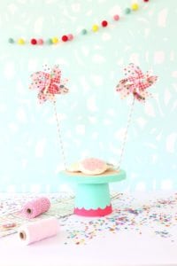 DIY Wood Pinwheel Cake Stand | damask love
