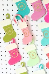Pegboard Felt Stocking Advent Calendar with Cricut Maker | damask love