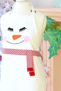 No-Sew Holiday Aprons | damask love