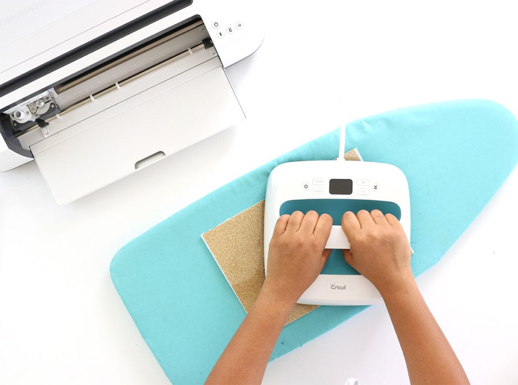 DIY Velvet and Glitter Stocking | damask love