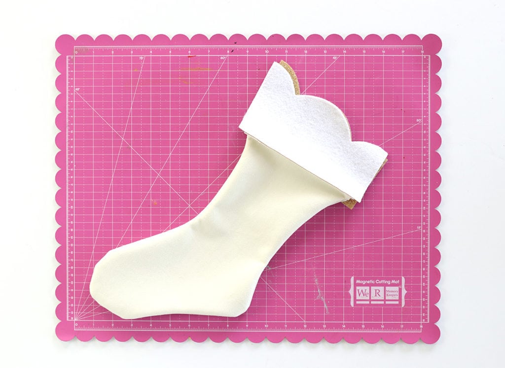 DIY Velvet and Glitter Stocking | damask love