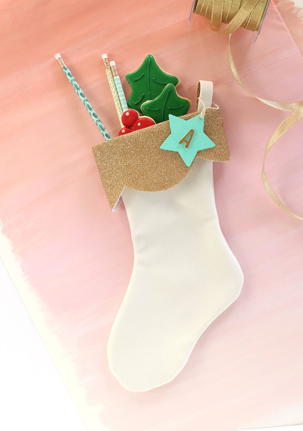 DIY Velvet and Glitter Stocking | damask love