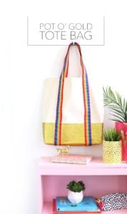 You'll love this NO MESS technique for adding brilliant gold glitter to any canvas tote bag.