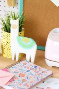 DIY Chipboard Llama Desk Buddy | damask love
