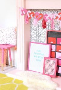 Alphabet Punchboard Heart Banner | Damask Love