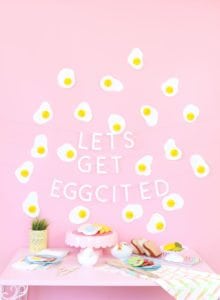 Learn how to make a Fried Egg Easter Brunch Backdrop and add some whimsy to your holiday festivities