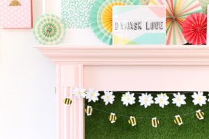 Ring in the spring with this easy to make paper bumble bee garland that uses paper and just a few other basic supplies!