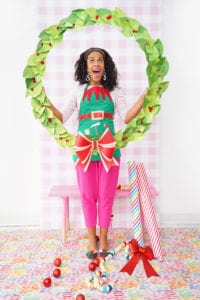How to Make a Hula Hoop Wreath | damask lov