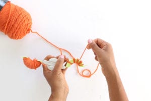 How to Use a Pom Pom Maker
